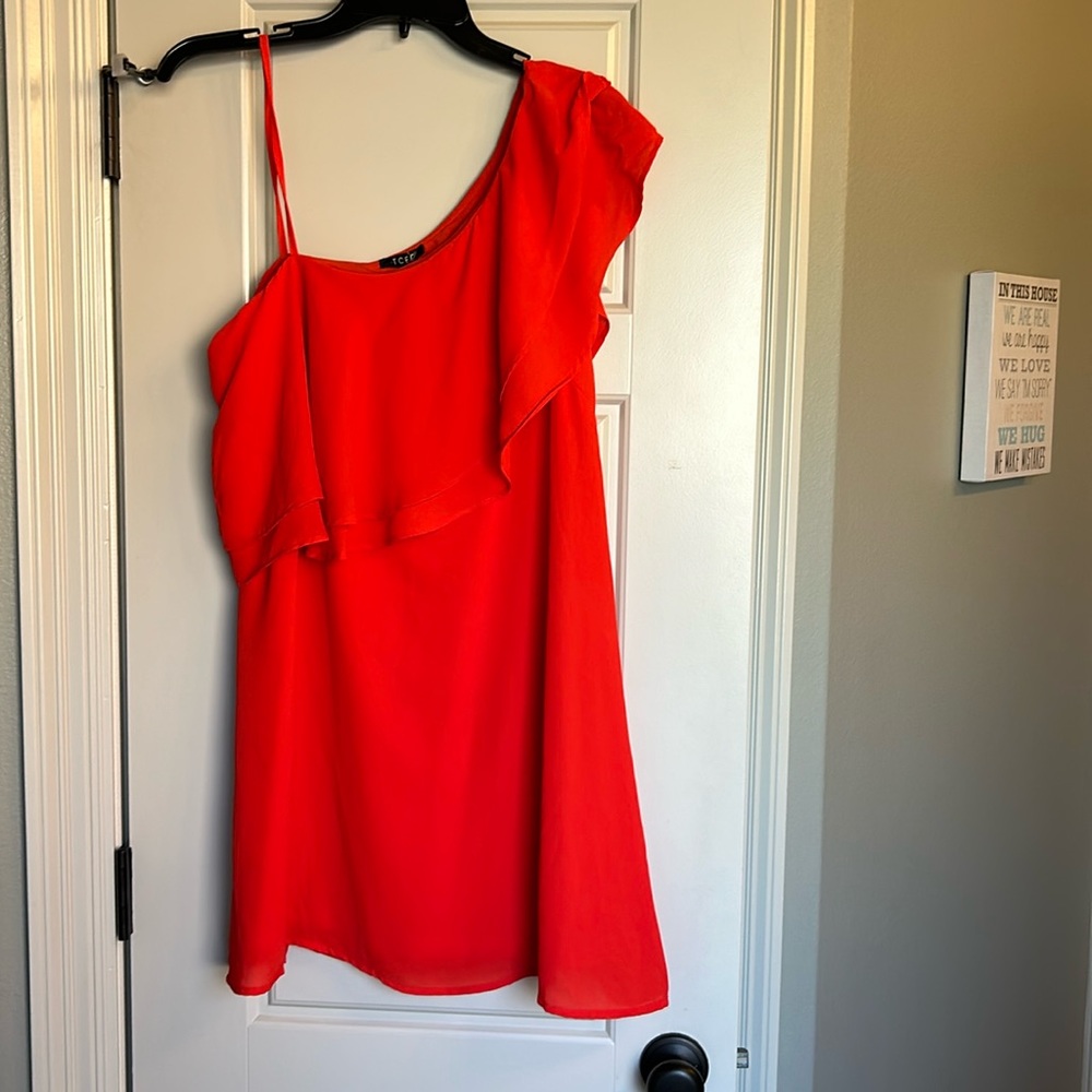 Women’s dress